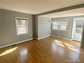 5 Louis Ave — Photo 4
