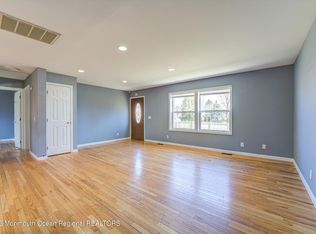 1 Tilton Ave, South Toms River, NJ 08757