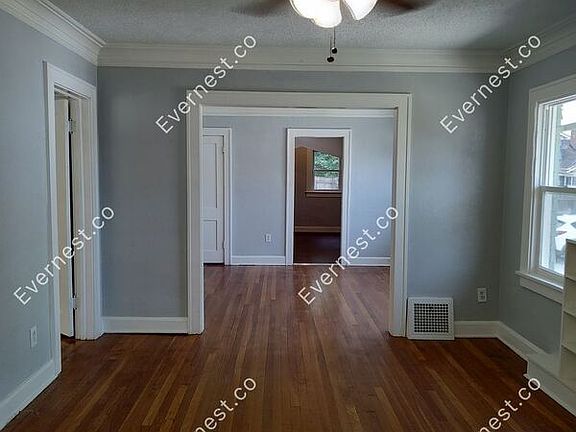 5th image of 2115 E 67th Ter