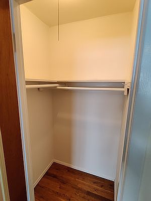 3rd image of 2338 37th St #3F