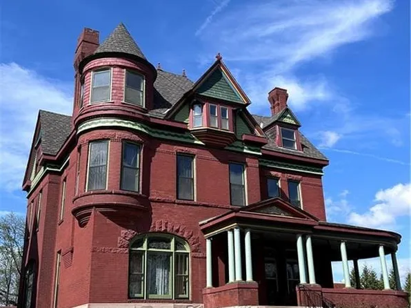 1840 Pendleton Ave, Kansas City, MO 64124