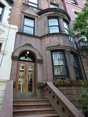 Rented by Compass | media 62