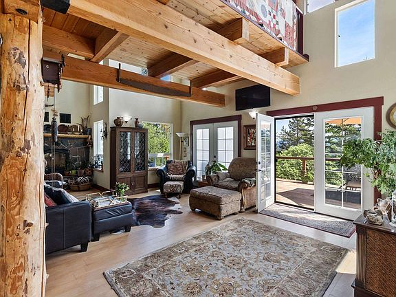 3rd image of 181 Spring View Ln