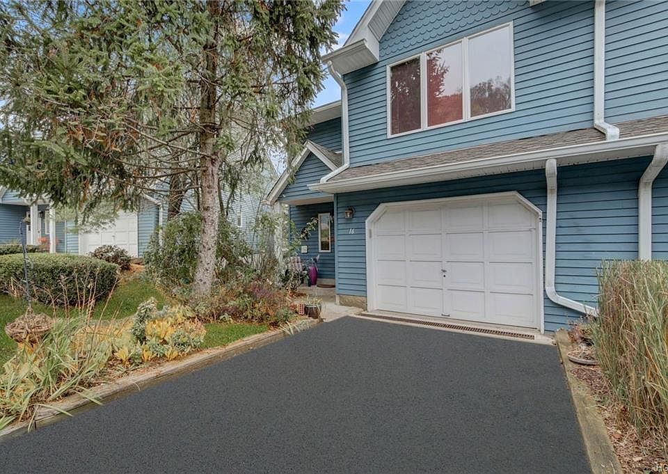 1st image of 16 Village Gate Way #16
