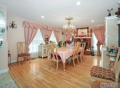 3rd image of 3 Sequoia Dr