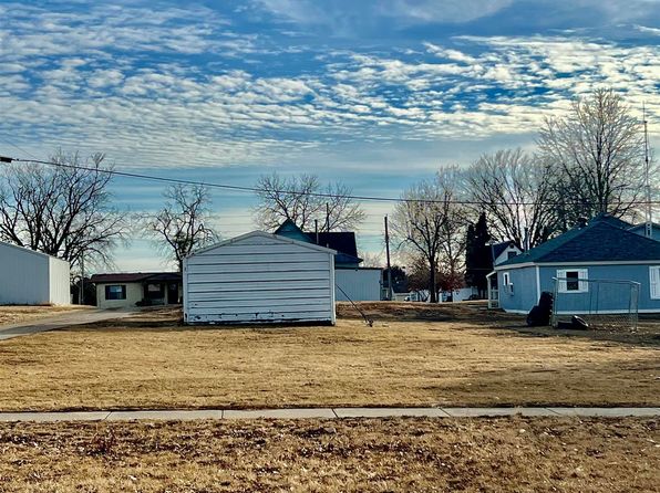 1116 High Ave W, Oskaloosa, IA 52577