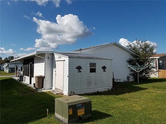 4th image of 3852 Chris Dr