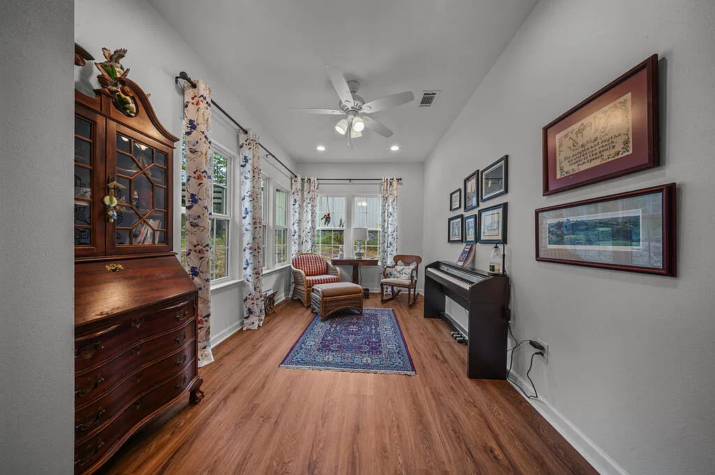 2 bed, 2.0 bath, 1104 sqft, $1,795 — Photo 4