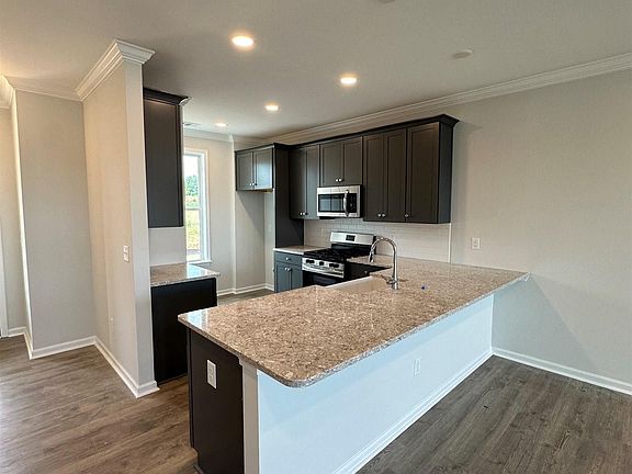 5th image of 226 Lewes Ave Lot 33