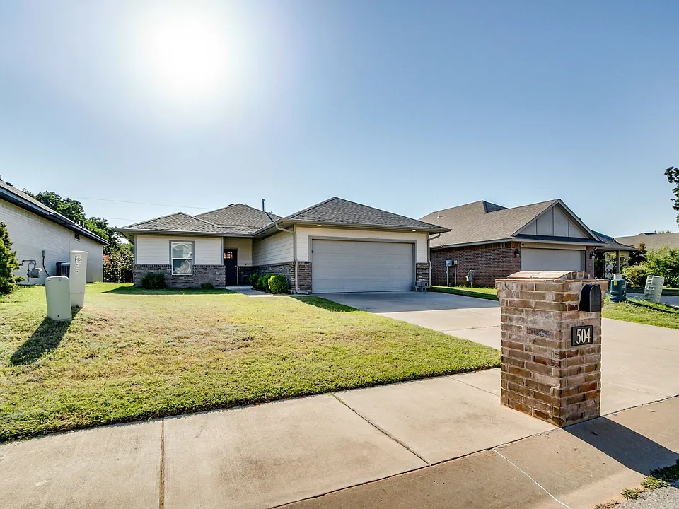 504 Martina Ln