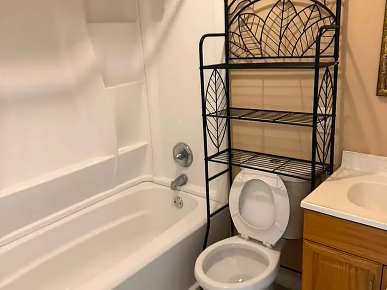 317 Pecan St — Photo 14