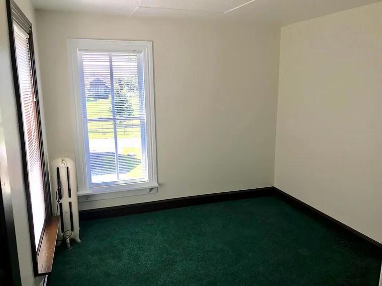 1724 W Doe Run Rd #B — Photo 7