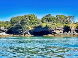 2 Cooks Point Rd #70, Campobello Island, NB E5E 1X8