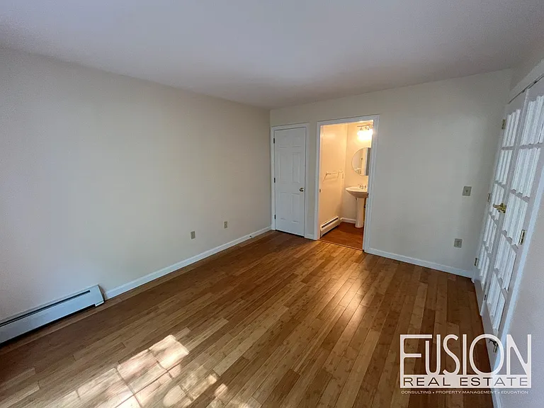 58 Stonington Cir — Photo 20