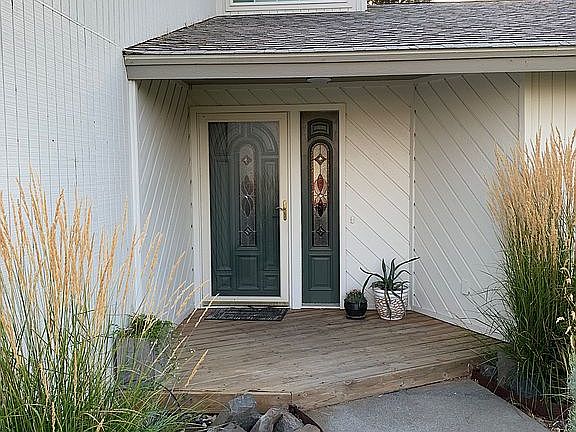 4th image of 280 Scenic Dr SE