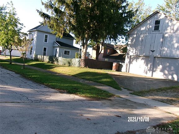 3rd image of 101 High St
