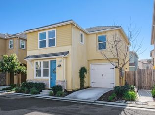 3762 Amity Ln, Clovis, CA 93619