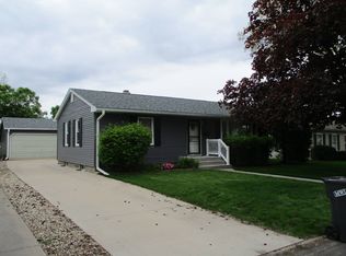1316 Lincoln Rd, Monmouth, IL 61462