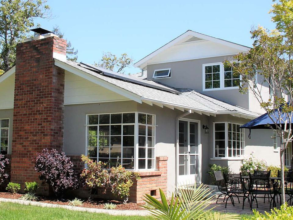 1st image of 302 Manzanita Ave