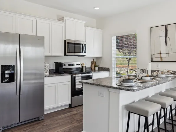 Altamont Townhome Plan, Cherokee Crossing