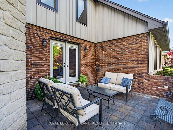 4th image of 83 Blackburn Cres