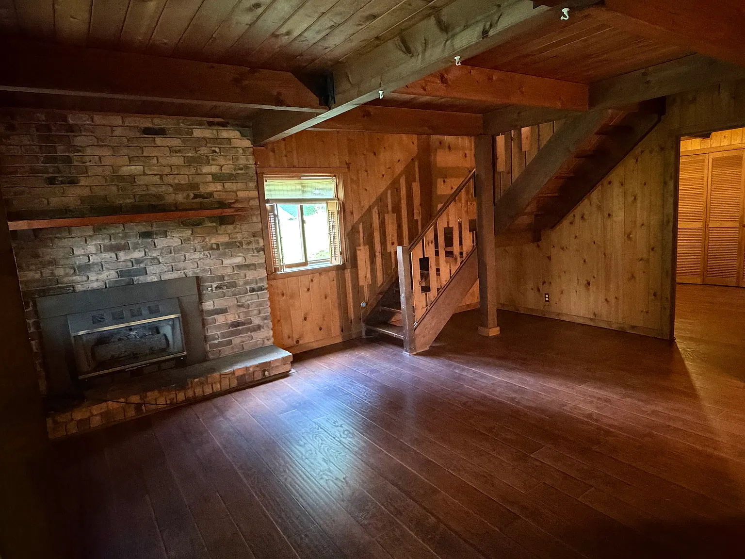 3 bed, 1600 sqft, $1,500 — Photo 2