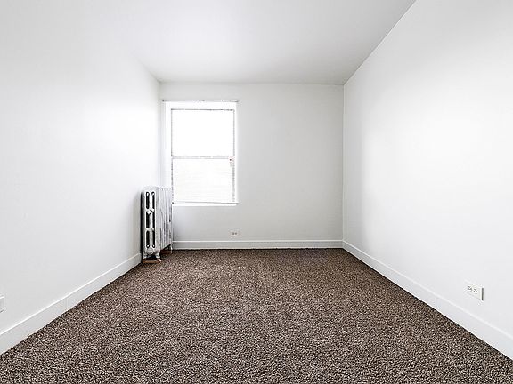 5th image of 808 W 76th St APT 212