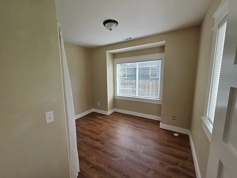 7817 N Haven Ave — Photo 3