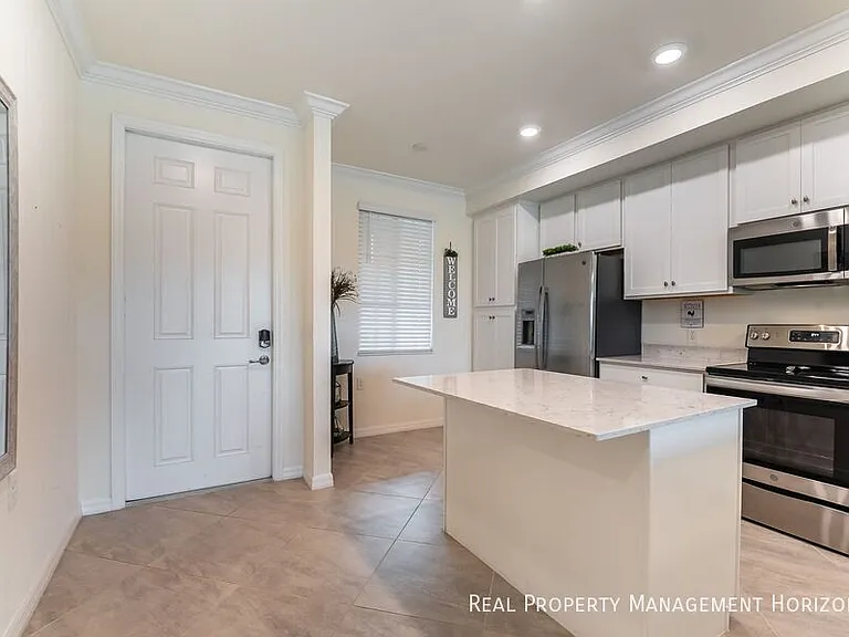 17724 Gawthrop Dr #204 — Photo 5