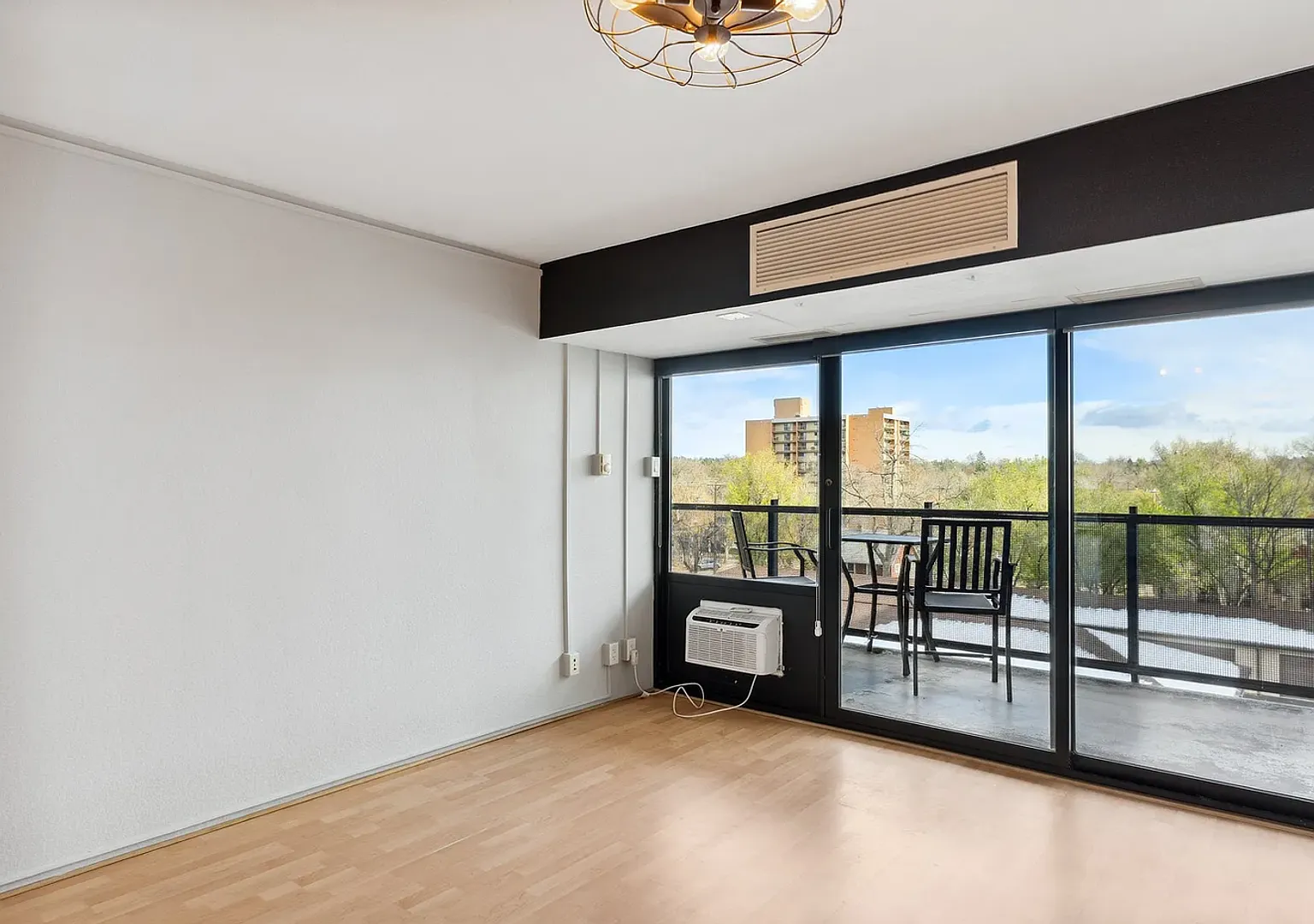 Take in the Downtown Views! 2 Spacious Balconies in this 2 Bedroom Condo! — Photo 4
