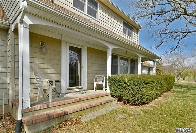 1st image of 227 S Jamesport Ave