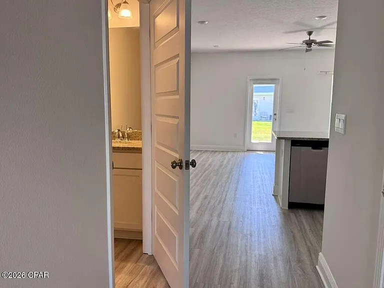147 Ellery Ln — Photo 26