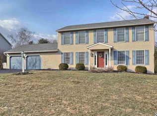 21 Fieldstone Dr, Mechanicsburg, PA 17050