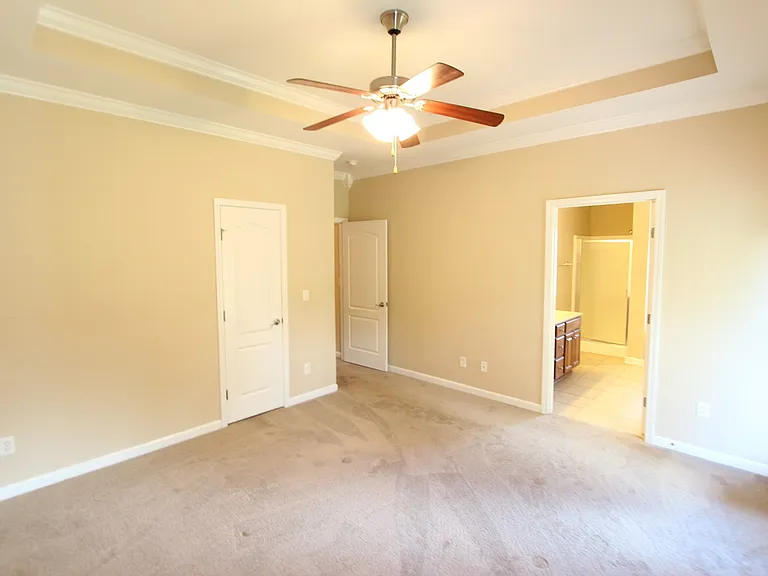 222 Oxmoor Pl — Photo 8