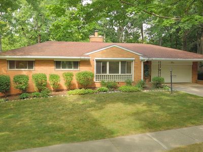 2114 Needham Rd, Ann Arbor, MI, 48104