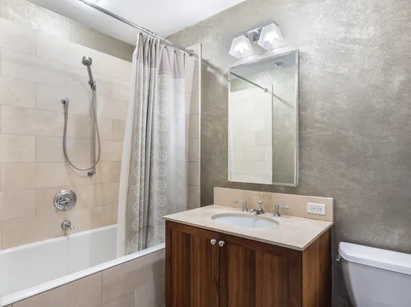 130 West 30th Street image 7 of 8