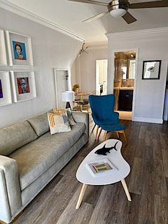 1st image of 602 NE 37th St #B