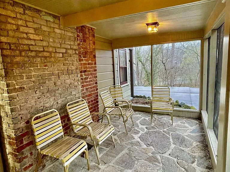 61 Cumberland Cir — Photo 13