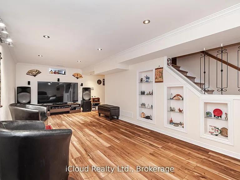 1615 Sir Montys Dr — Photo 31