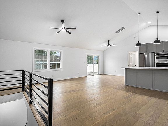 3rd image of 29549 Wild Cherry Ln