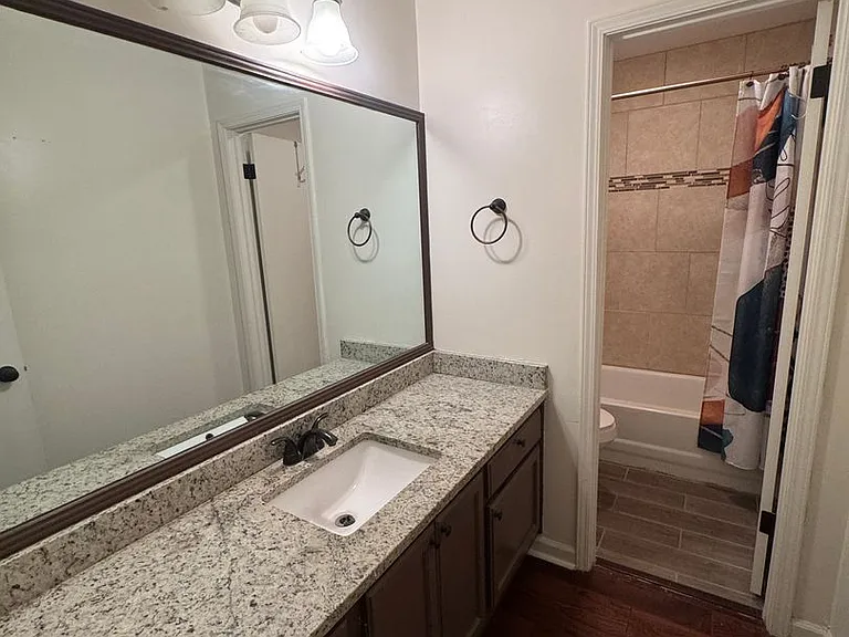4600 Fox Den Ln — Photo 16