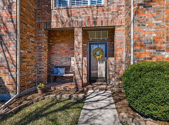 3rd image of 11394 Newberry Dr