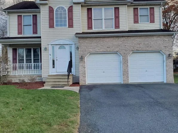 16 Brompton Ct, Elkton, MD 21921