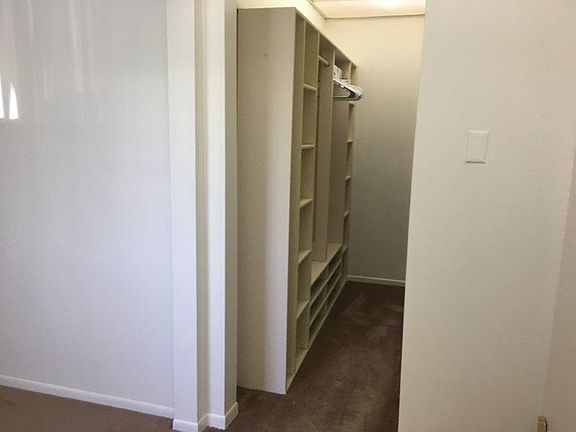 3rd image of 1736 Holly Dr APT A
