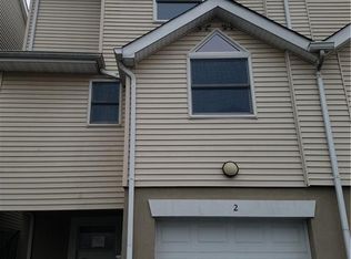 2 Prospect Gdns, Spring Valley, NY 10977