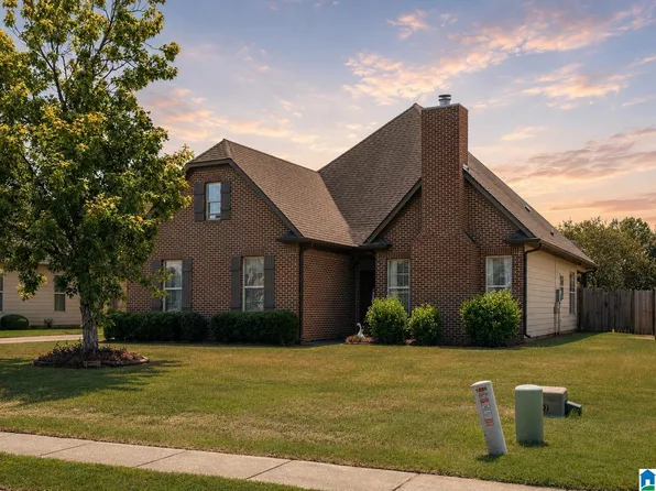 844 Barkley Dr, Alabaster, AL 35007