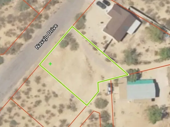 8637 S Navajo Dr, Safford, AZ 85546