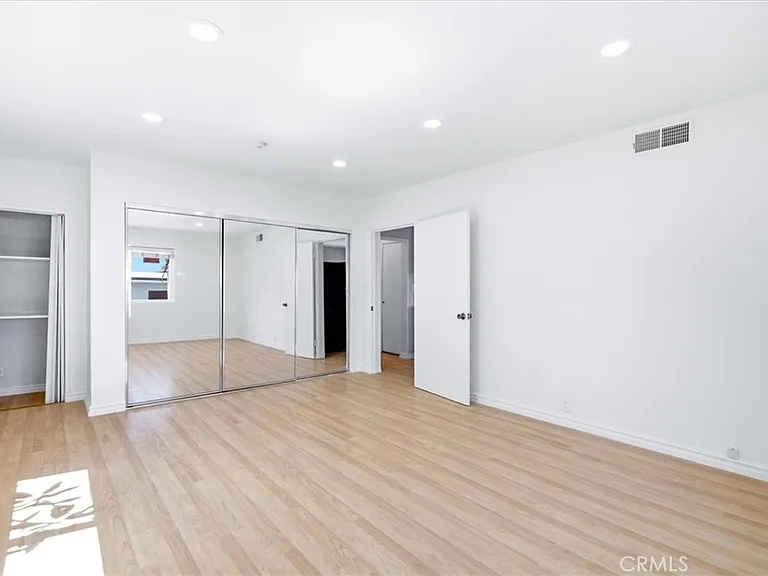 1108 Palm Ln — Photo 30
