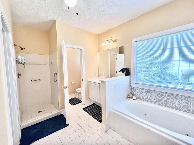 1721 Fox Ridge Ct — Photo 15