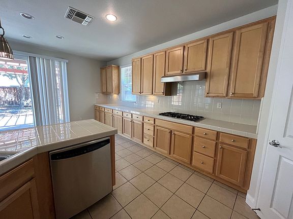 5th image of 503 W Las Brisas Dr